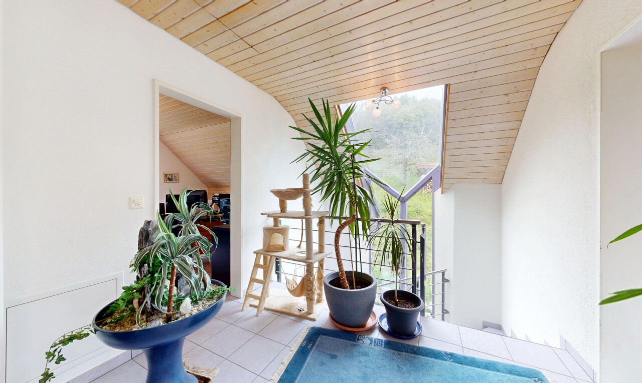schwimmbad mit inside property
