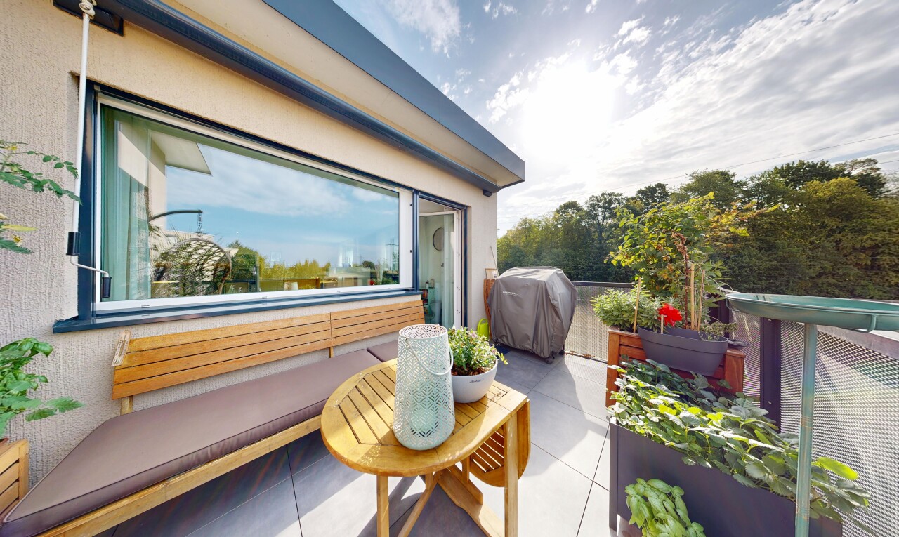 terrasse mit grill, from property, und day time