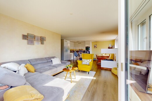 wohnzimmer mit holzfußboden, wood finish floor, gipskartonwand, drywall, und inside property