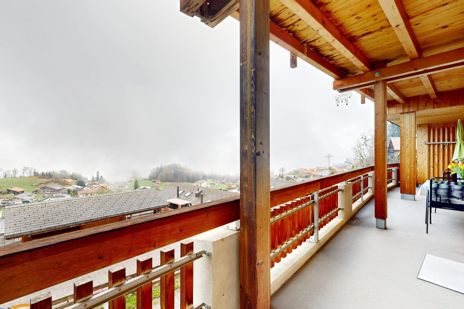 balkon mit overcast und from property