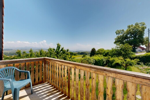 balcon avec from property, balcon, et day time