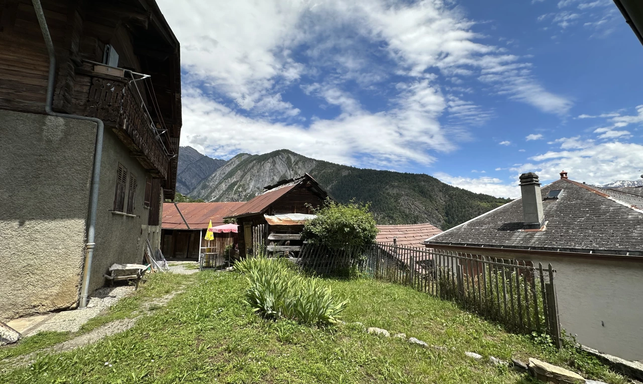 vue sur la montagne avec vue sur la montagne