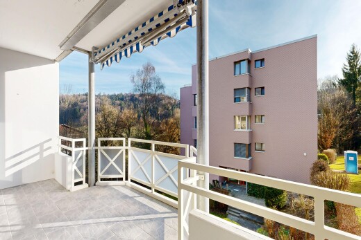 balkon mit day time, apartment complex view, from property, und balkon