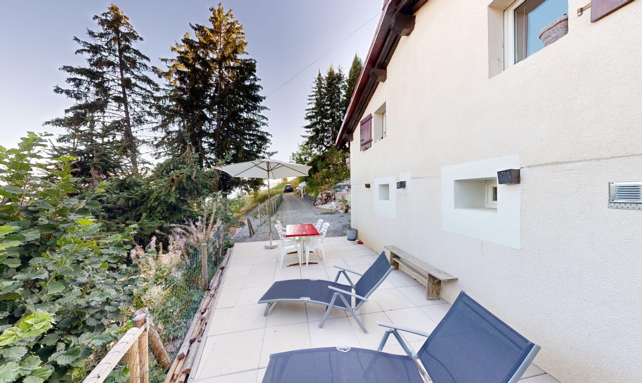 terrasse avec terrasse, from property, et day time