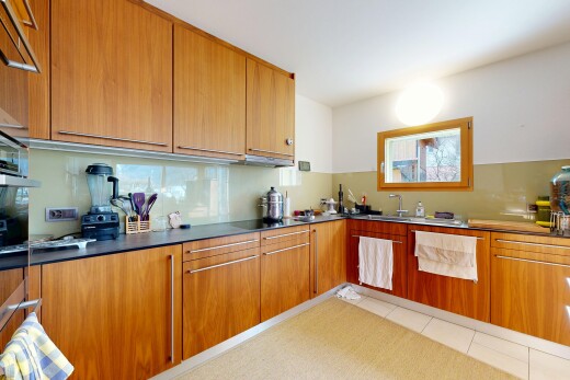 küche mit inside property, mittelbraune schränke, medium brown cabinets, tile floor, und fliesenboden