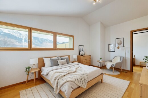chambre avec sol en finition bois, wood finish floor, inside property, cloison sèche, et drywall