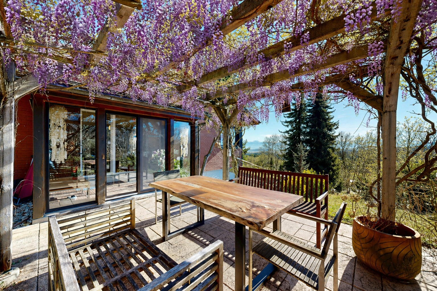 terrasse avec coin repas extérieur, from property, terrasse, day time, et véranda