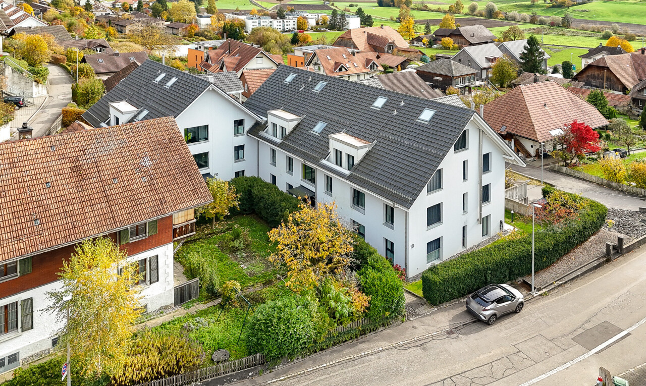 außenansicht mit drone view, stuckverkleidung, residential view, und wohngebietblick