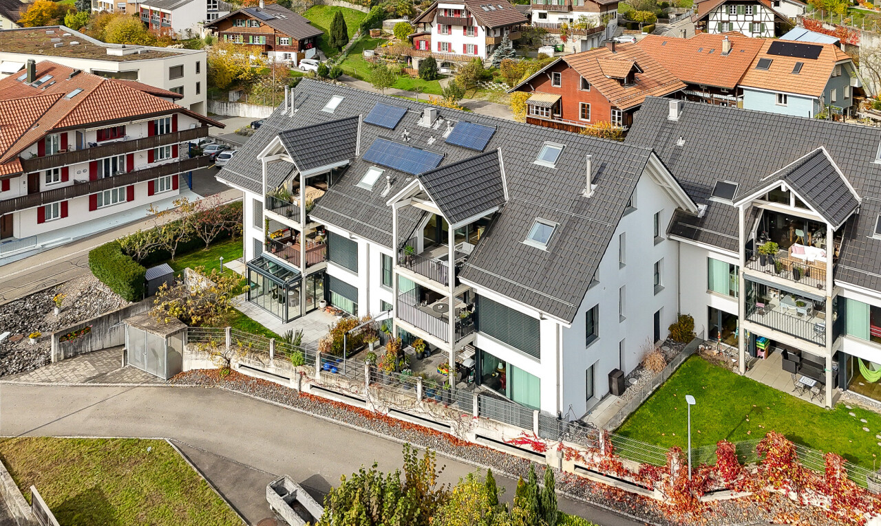 außenansicht mit zaun, wohngebietblick, und residential view