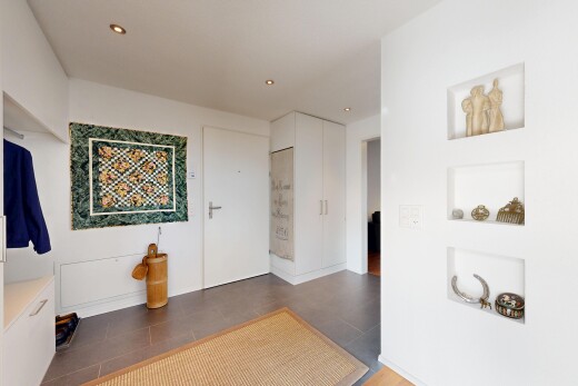 halle / korridor mit inside property, gipskartonwand, drywall, einbauleuchten, und recessed lighting