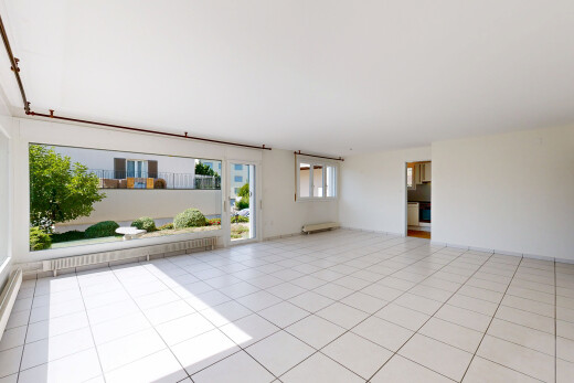 leerer raum mit light floor, drywall, gipskartonwand, inside property, und tile floor