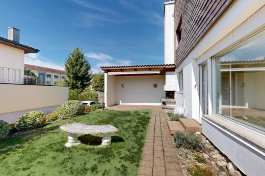 garten mit from property, day time, und rasen