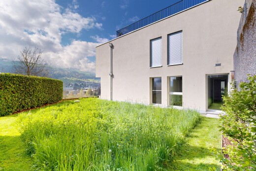 außenansicht mit property visible, stuckverkleidung, und day time