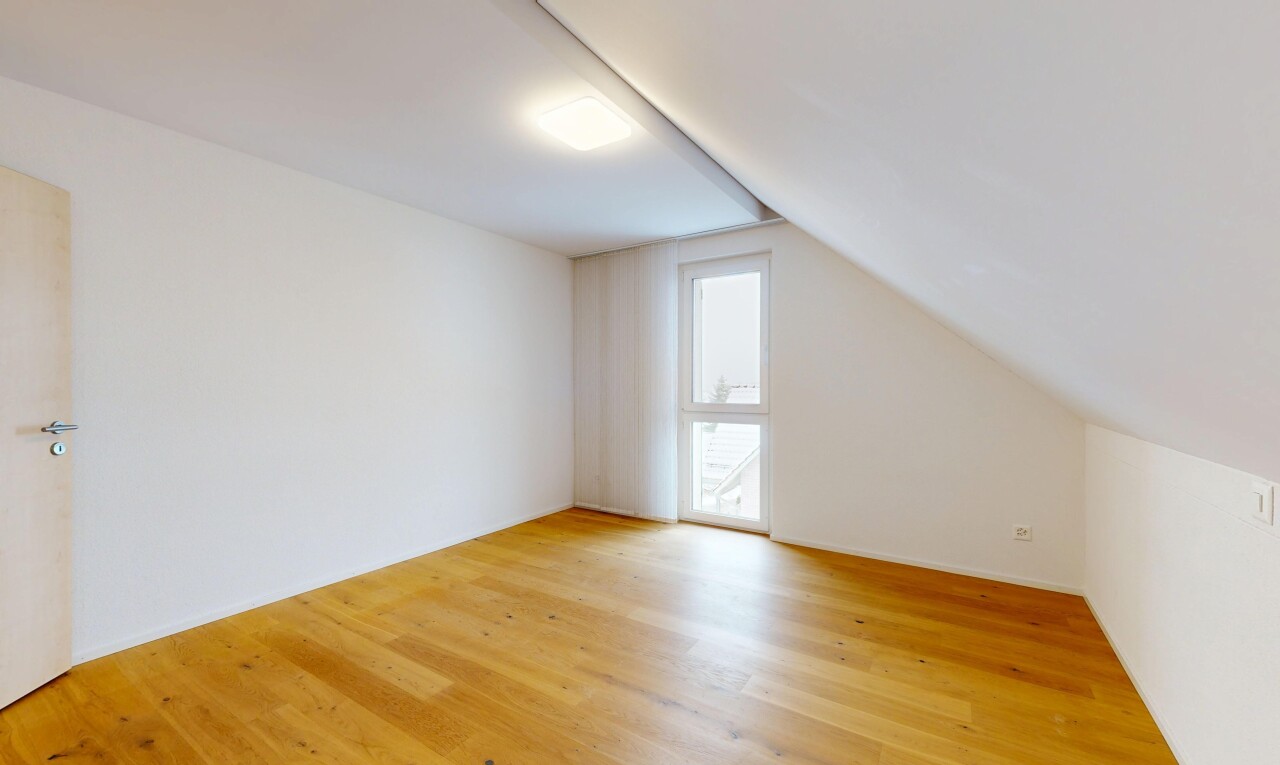 pièce vide avec lumière naturelle, natural light, pièce supplémentaire, cloison sèche, et drywall