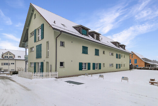 außenansicht mit zaun, snow, day time, und from community