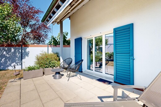 terrasse mit zaun, day time, terrasse, und from property