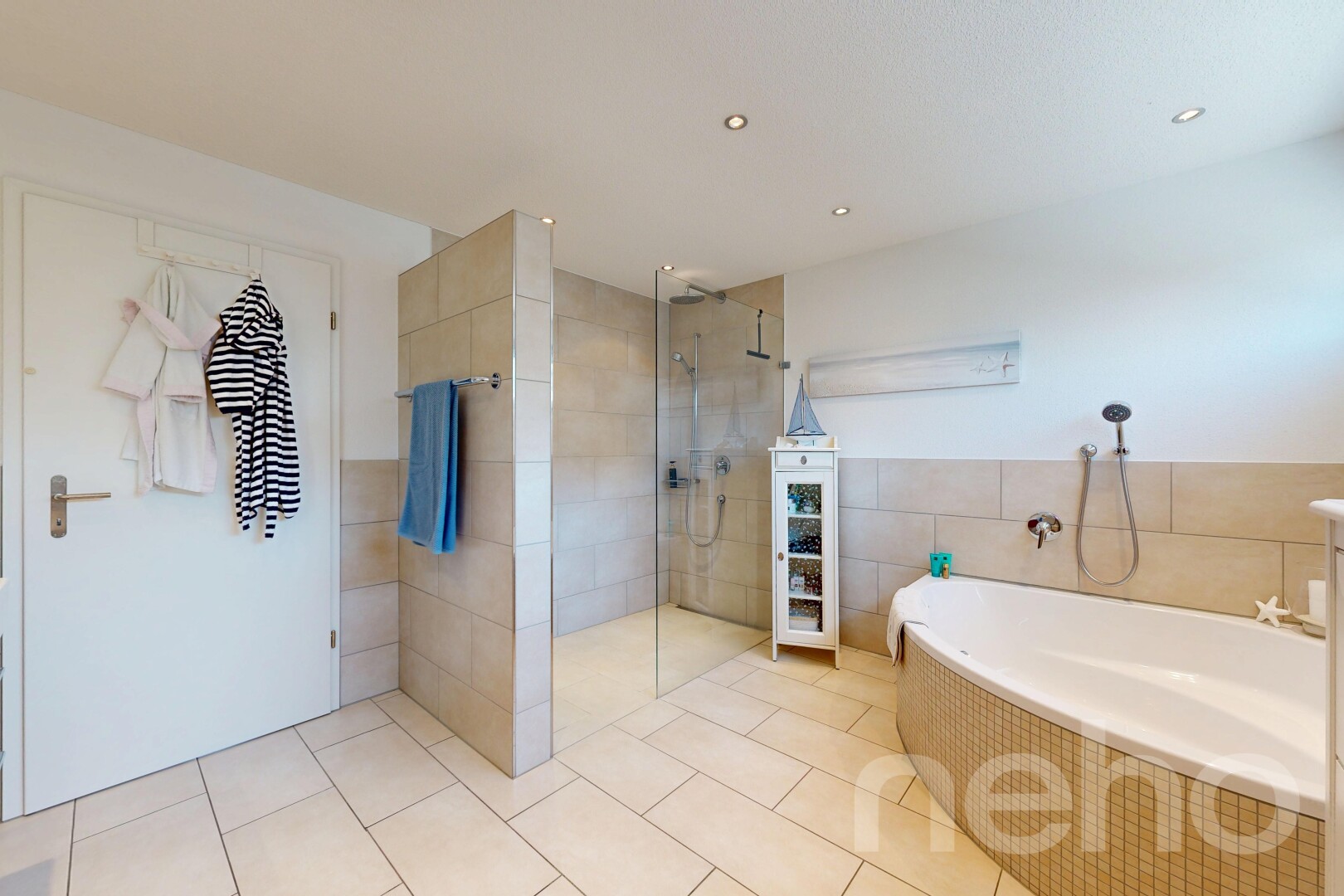bad mit fliesenwand, tile wall, bad, komplettes badezimmer, und dusche
