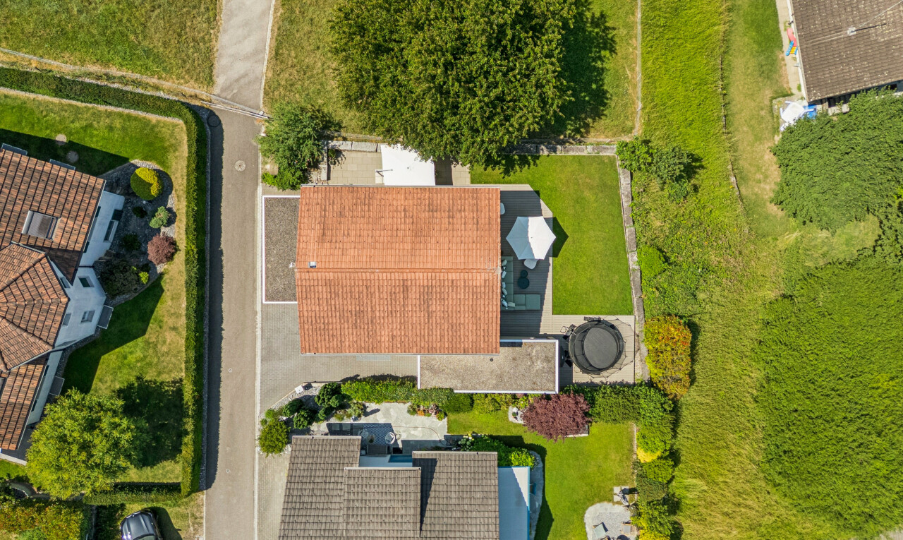 lage auf der karte mit aerial map