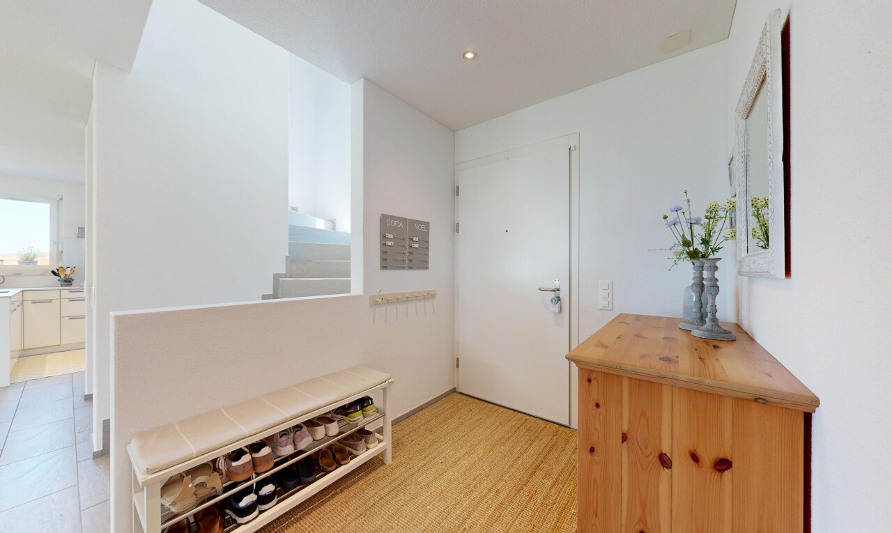 halle / korridor mit einbauleuchten, drywall, gipskartonwand, inside property, und light floor