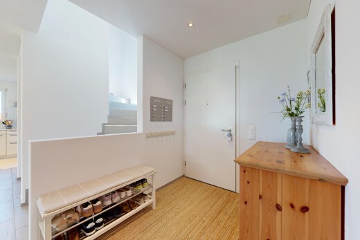 halle / korridor mit einbauleuchten, drywall, gipskartonwand, inside property, und light floor