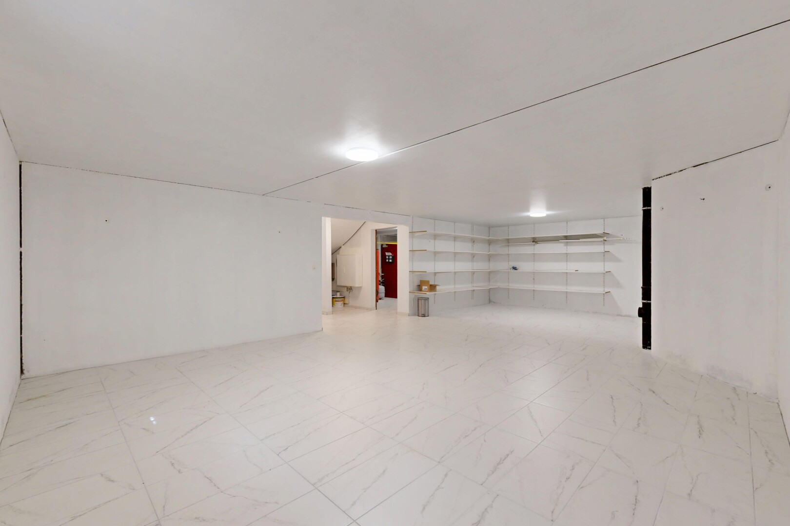 leerer raum mit drywall, gipskartonwand, inside property, und keller