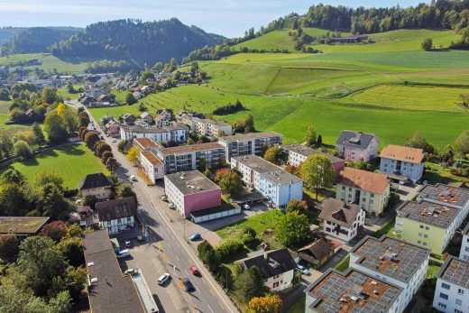 blick auf die berge mit aerial view und day time