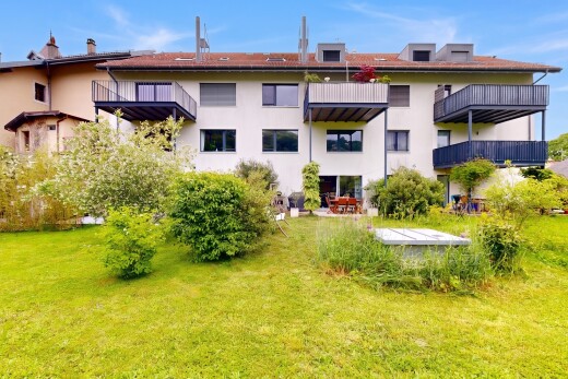 außenansicht mit balkon, day time, stuckverkleidung, from community, und rasen