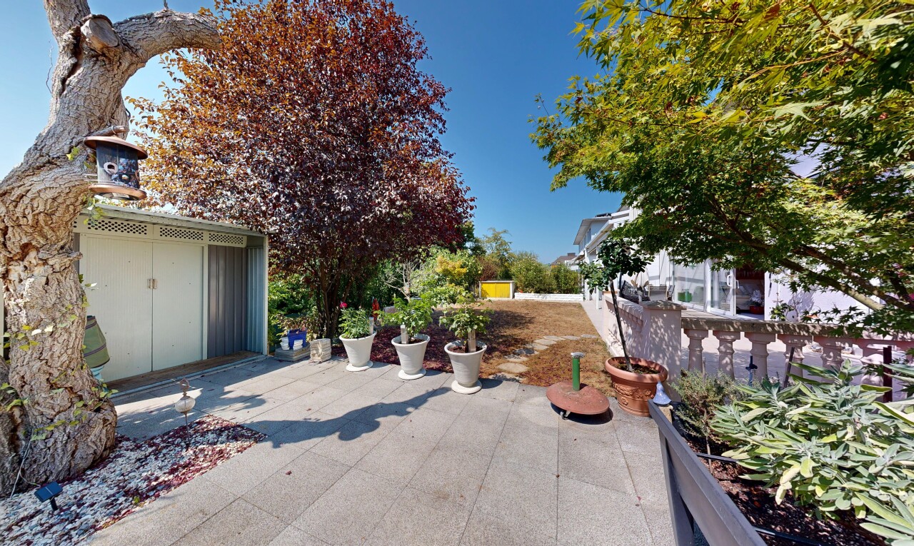 terrasse mit day time und from property