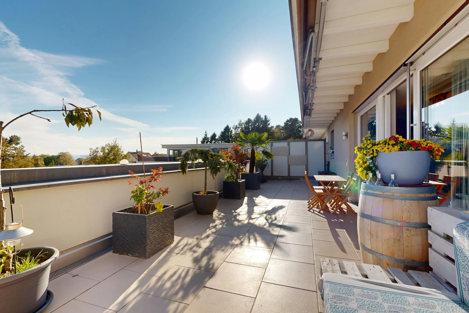 terrasse mit from property, terrasse, und day time