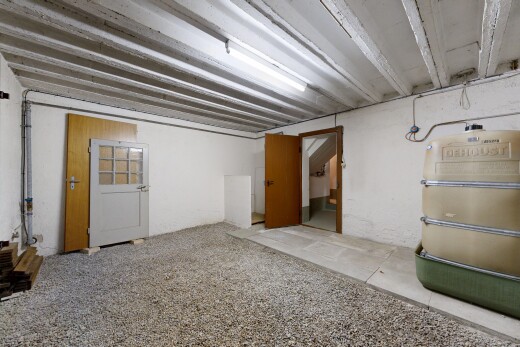 leerer raum mit inside property, drywall, und gipskartonwand