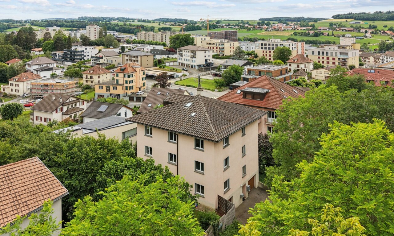 extérieur du bâtiment avec day time, city view, et vue sur la ville