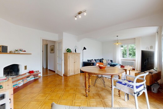 salle à manger avec inside property, natural light, lumière naturelle, drywall, et cloison sèche