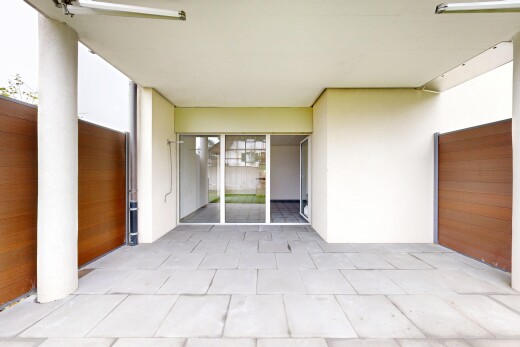 terrasse mit property visible und terrasse