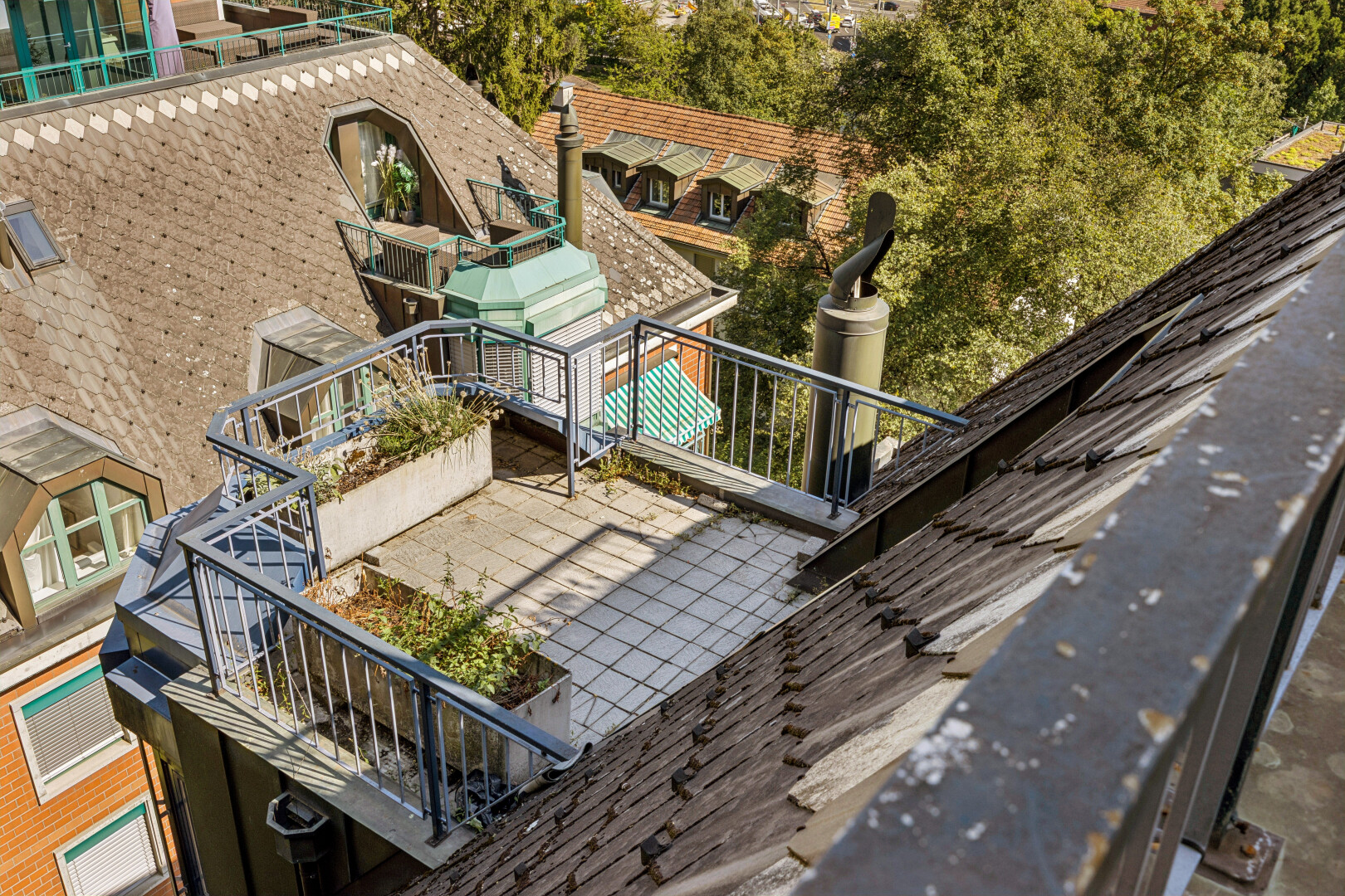 balkon mit treppen