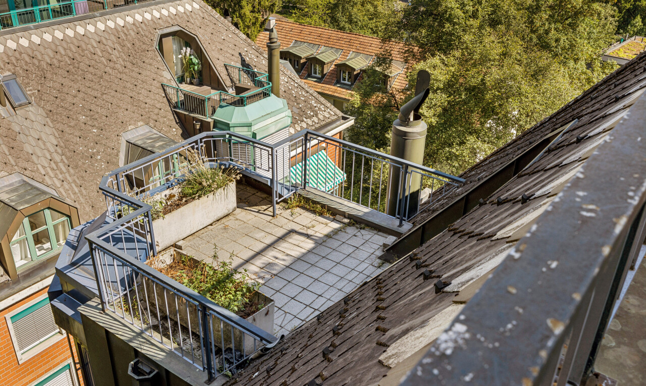 balkon mit treppen