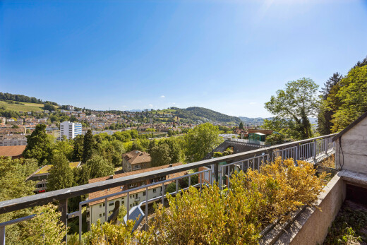 balkon mit balkon, view focus, from property, und day time
