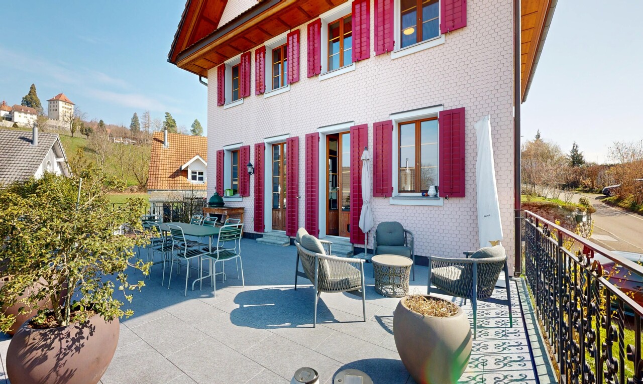 terrasse avec day time, from property, et coin repas extérieur