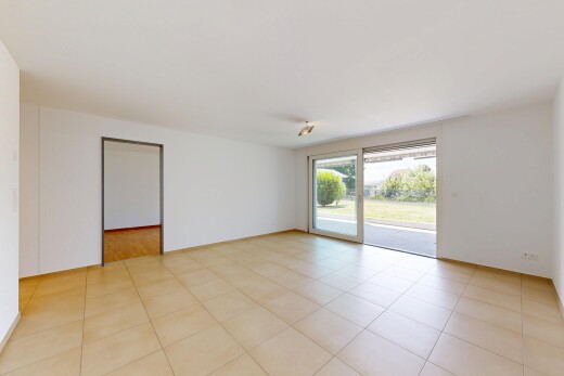 leerer raum mit inside property, natürliches licht, natural light, light floor, und gipskartonwand