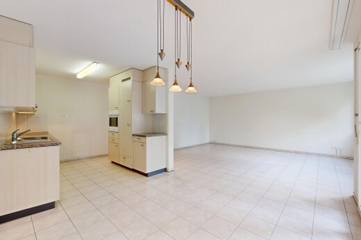 küche mit galley kitchen, durchgangsküche, light floor, inside property, und drywall