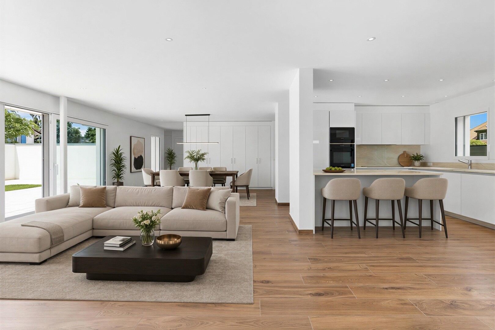 pièce vide avec lumière naturelle, natural light, cloison sèche, drywall, et sol en finition bois
