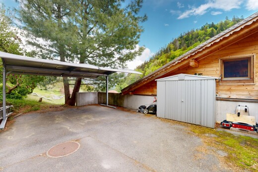 terrasse avec day time, from property, abri de voiture, et structure extérieure