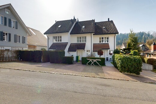 außenansicht mit zaun, stuckverkleidung, und property visible