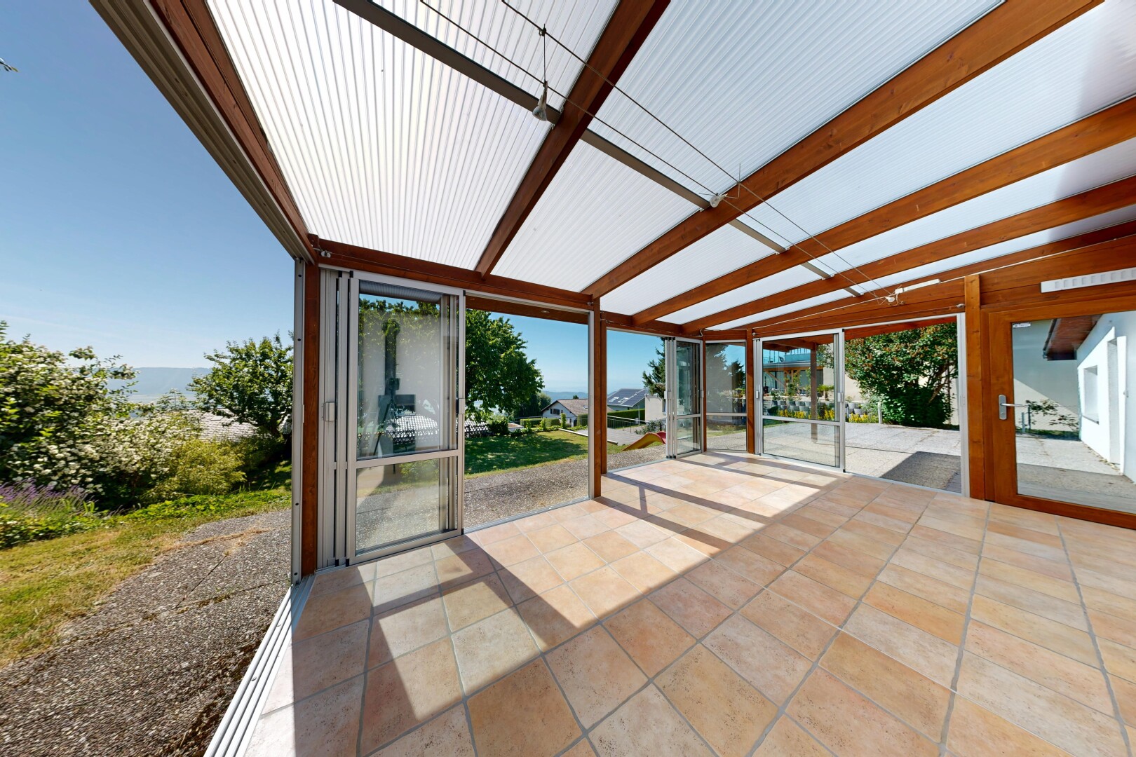 terrasse avec from property, day time, et terrasse