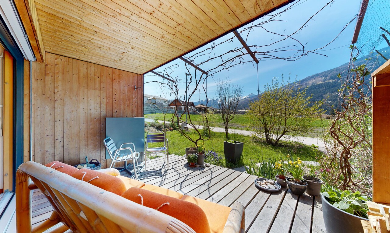 balcon avec from property, vue sur la montagne, mountain view, et day time