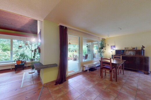 esszimmer mit inside property, natural light, natürliches licht, drywall, und gipskartonwand