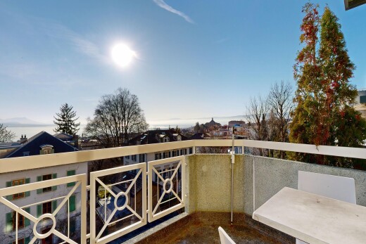 balcon avec from property, balcon, et day time