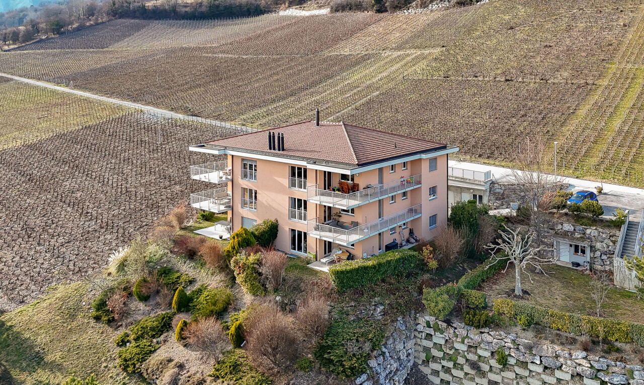 façade avec vue rurale
