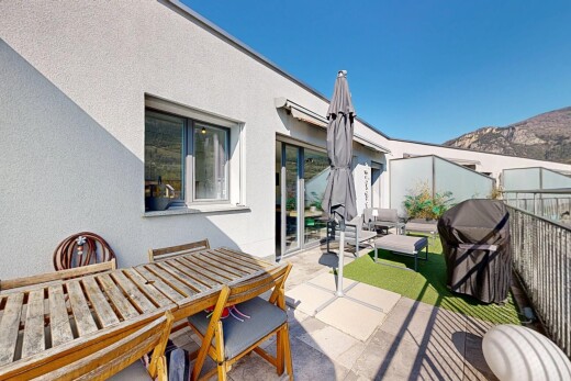 terrasse avec from property, coin repas extérieur, day time, vue sur la montagne, et mountain view