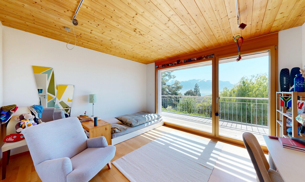 wohnzimmer mit day time, holzdecke, wood ceiling, gipskartonwand, und drywall