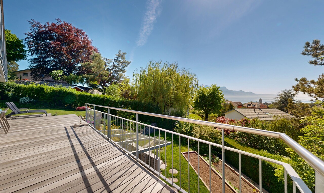 balkon mit day time und from property